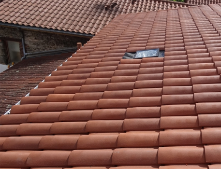 Le nettoyage de toiture du 83 à Saint Tropez 83990